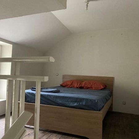 Appartement Calme Centre Ville Historique Ussel  Eksteriør billede