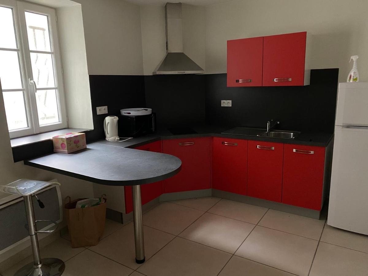 Appartement Calme Centre Ville Historique Ussel  Eksteriør billede
