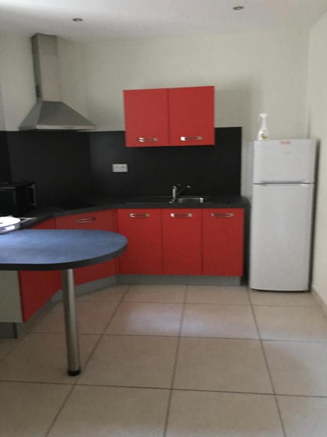 Appartement Calme Centre Ville Historique Ussel  Eksteriør billede
